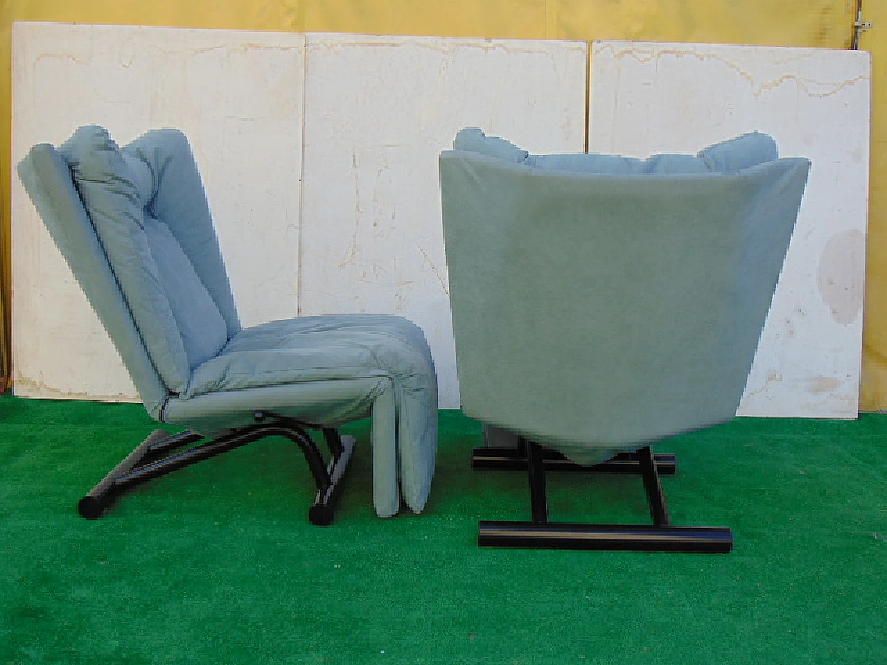 Pair of Cinova armchairs, '80s 3