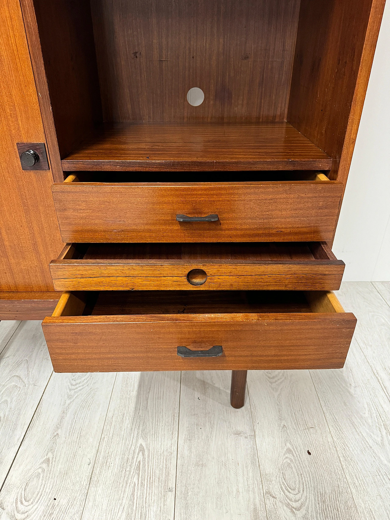 Mobile contenitore in legno di teak di Barovero, anni '60 7