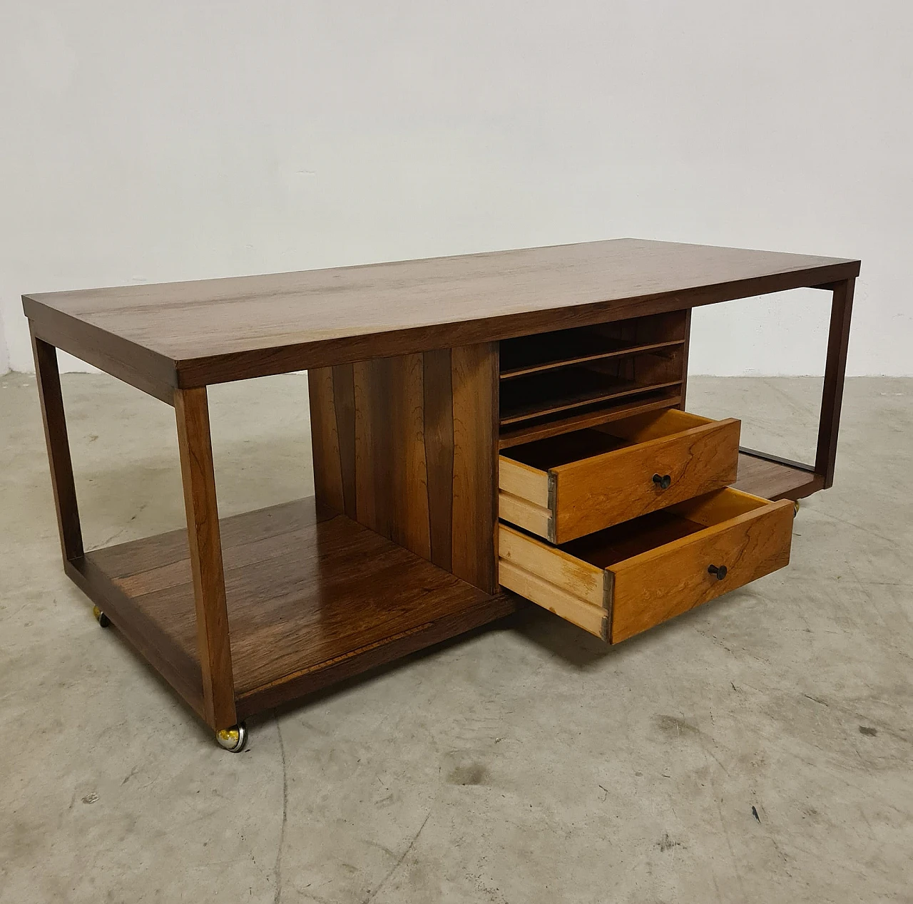 Coffee table attributed to Carlo De Carli, 1960s 11