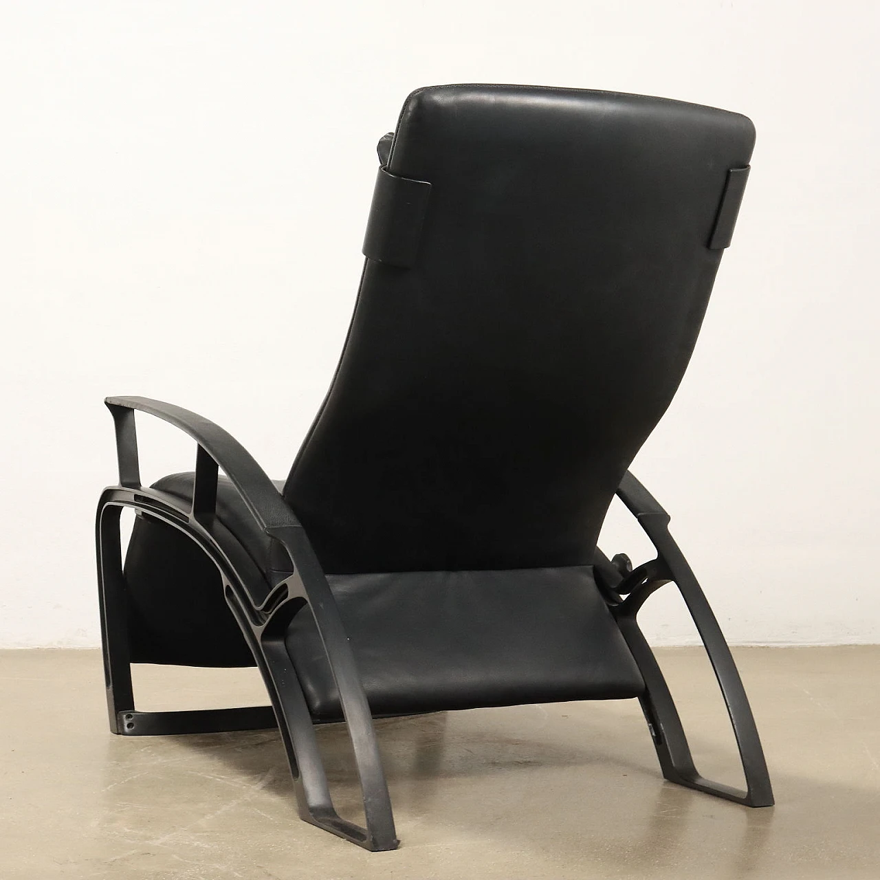 IP 84 S armchair by Ferdinand A. Porsche for Poltrona Frau, 1980s 10