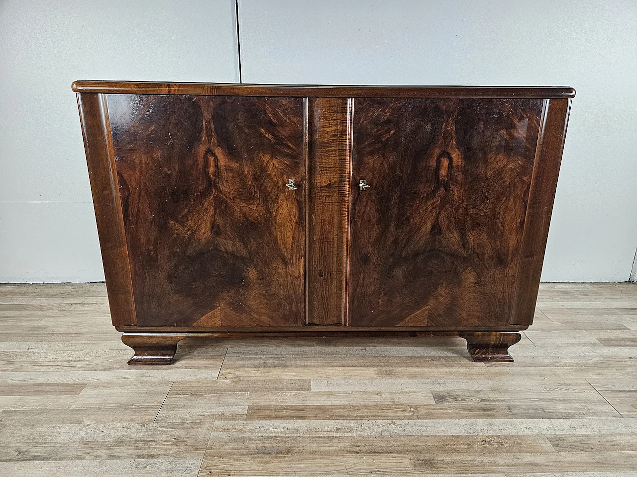 Art Deco sideboard in walnut root, 40s 2