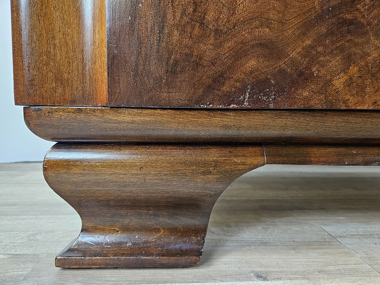 Art Deco sideboard in walnut root, 40s 15