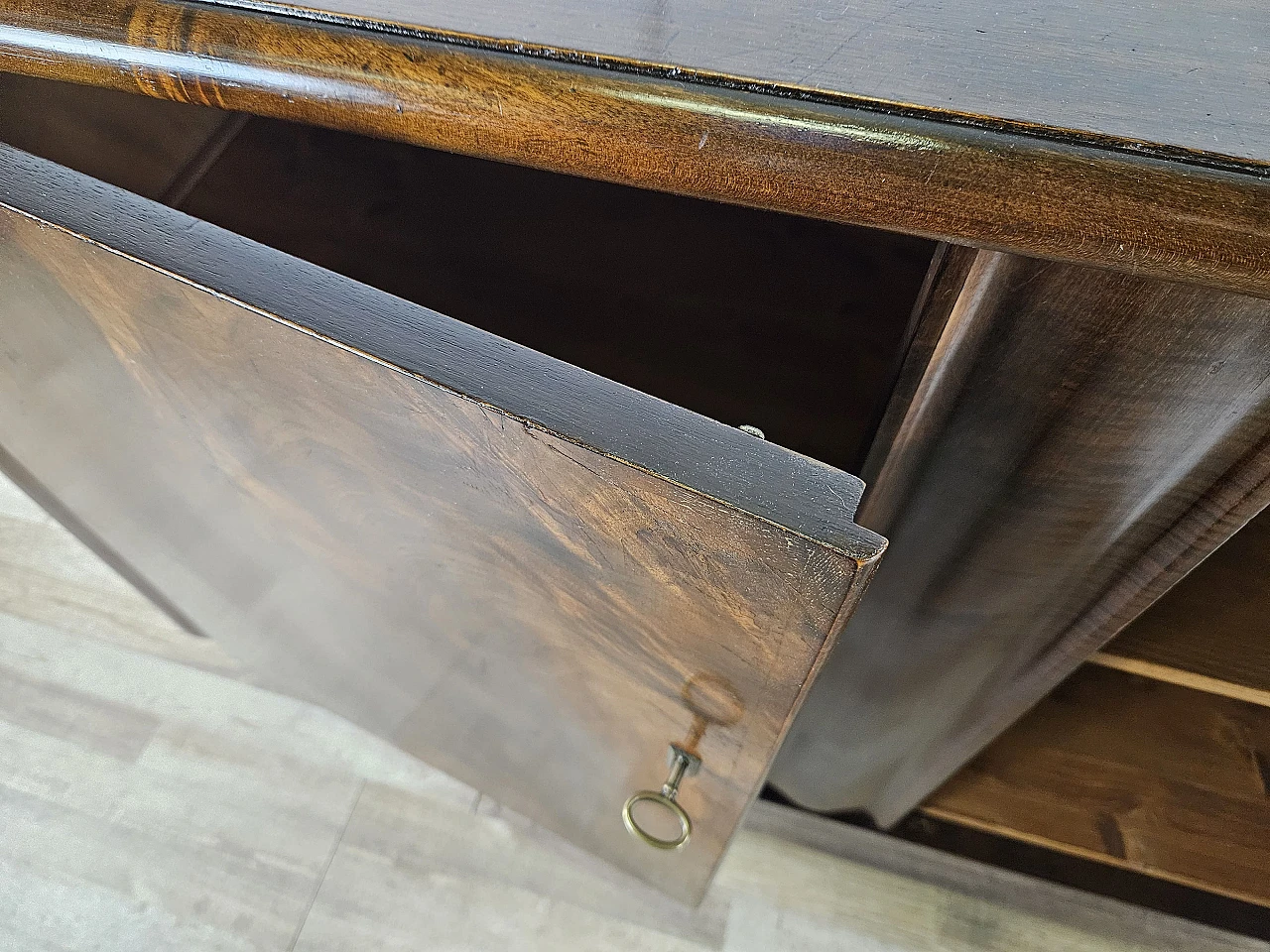 Art Deco sideboard in walnut root, 40s 22