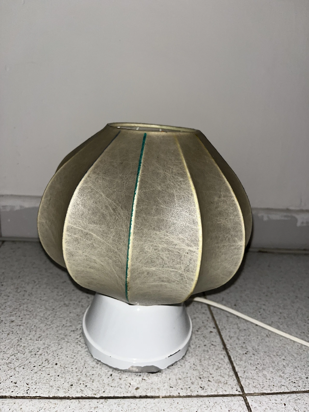 Cocoon lamp 8