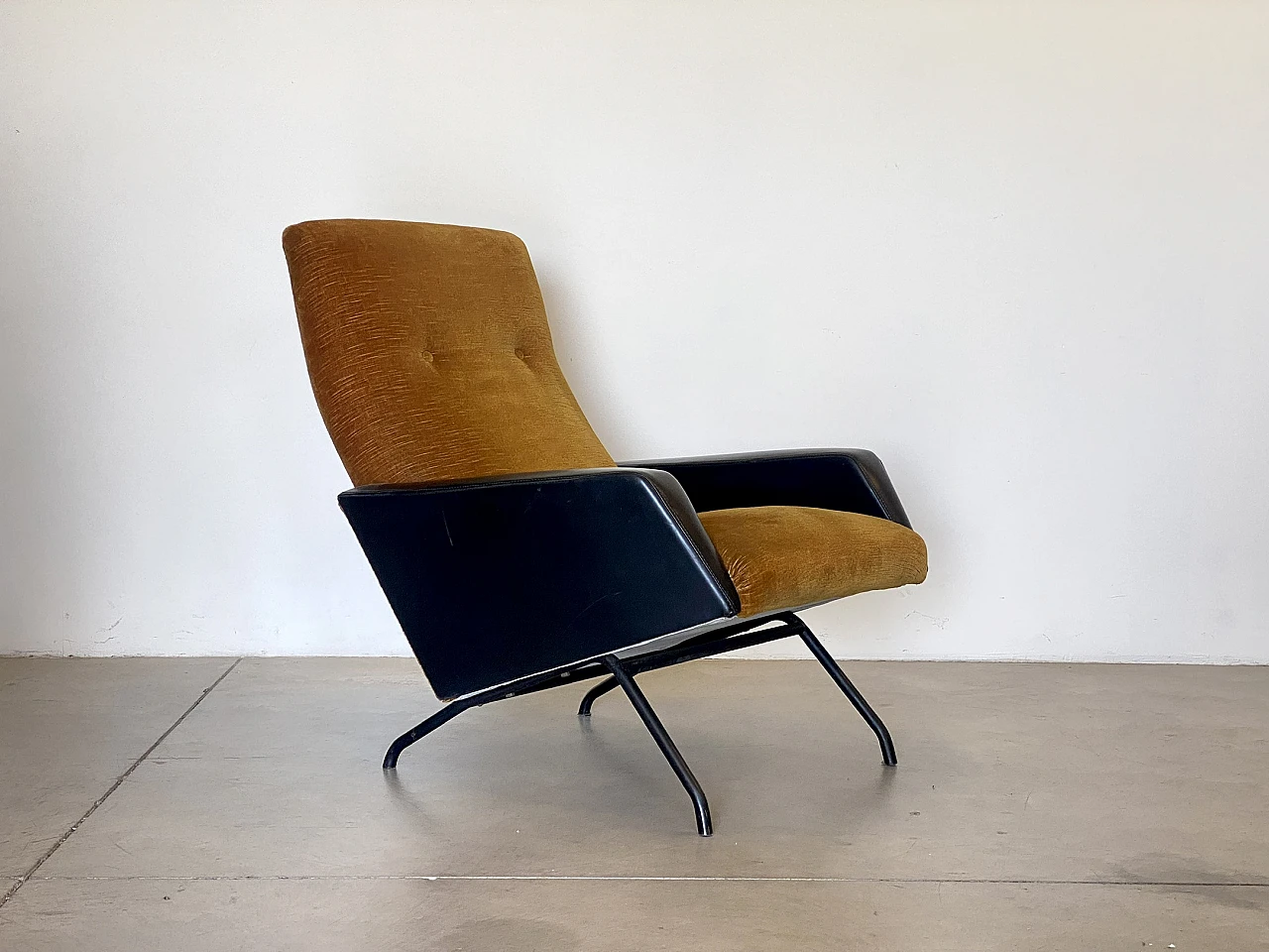 Coppia di poltrone nello stile di Gio Ponti anni 60 6