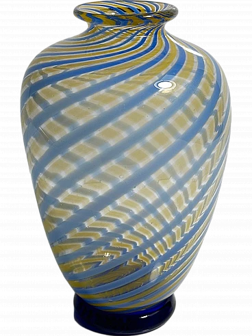 Swirl Murano vase by Fratelli Toso, 1960s