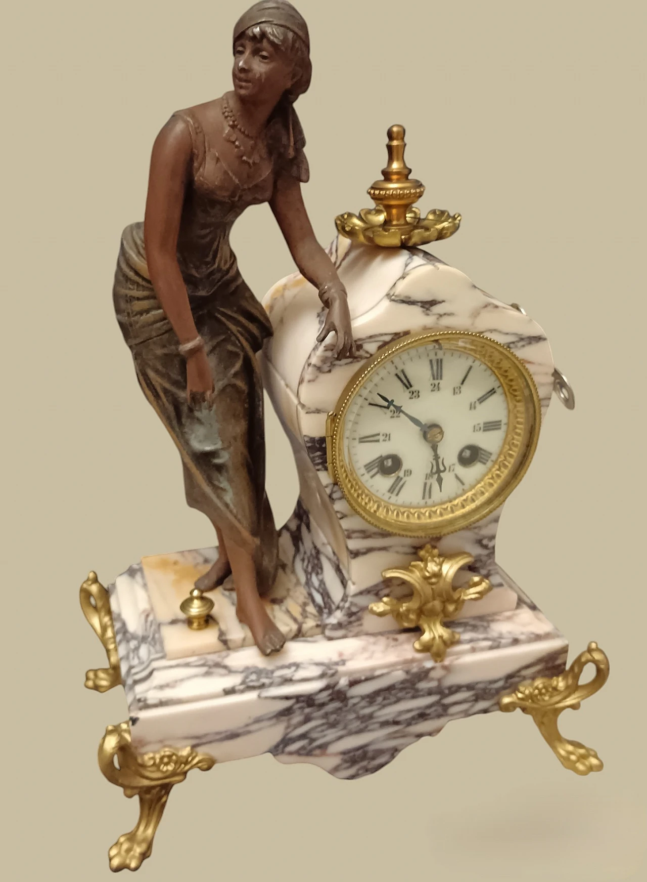 Parisian table clock in marble, late 19th century 6