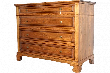 Rustic Tuscan chest of drawers in solid wood, 19th century