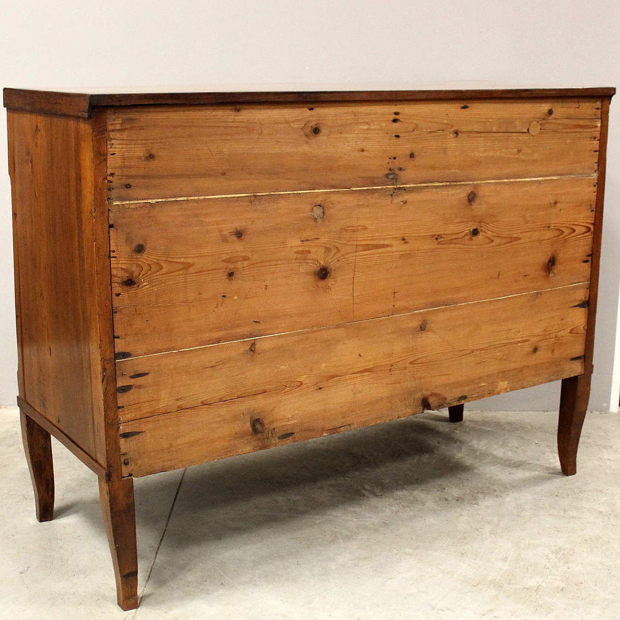 Direttorio chest of drawers Italian walnut,  18th century 12