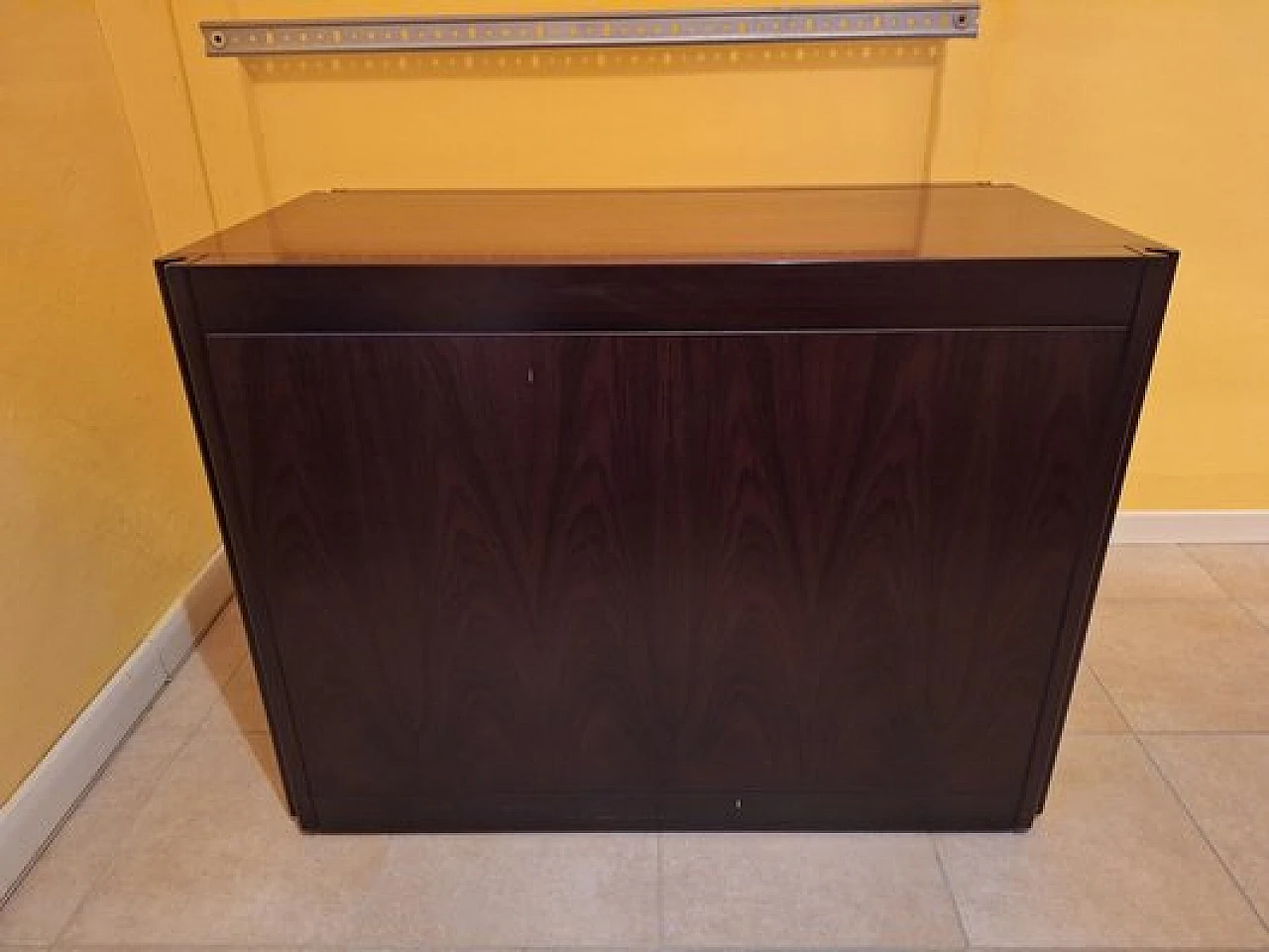 Sideboard with rosewood doors by Angel Mangiarotti for Molteni, 1960s 8