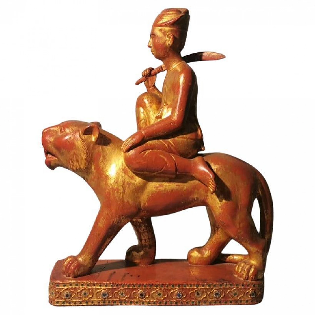 Burmese wood sculpture lacquered red and gold, 18th century 1