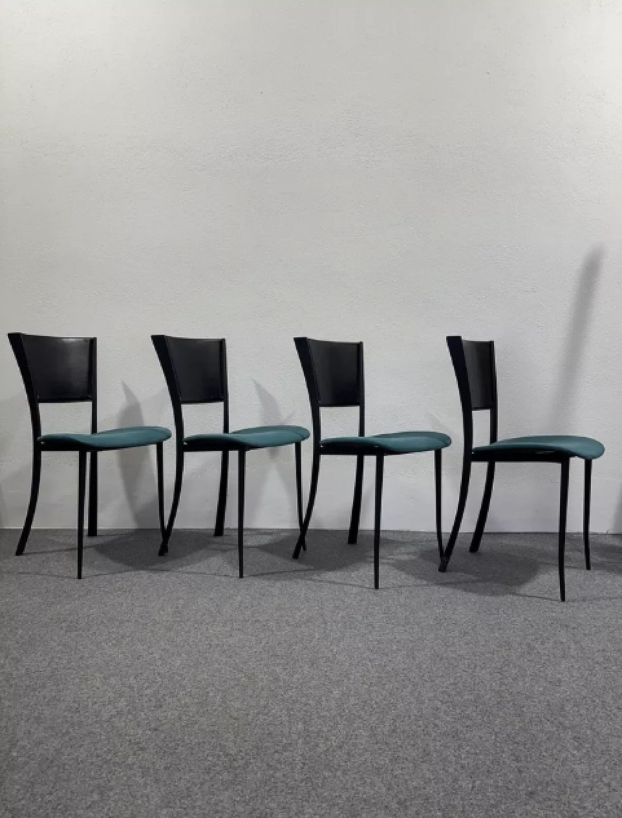 4 Leather, metal and fabric chairs, late 20th century 1