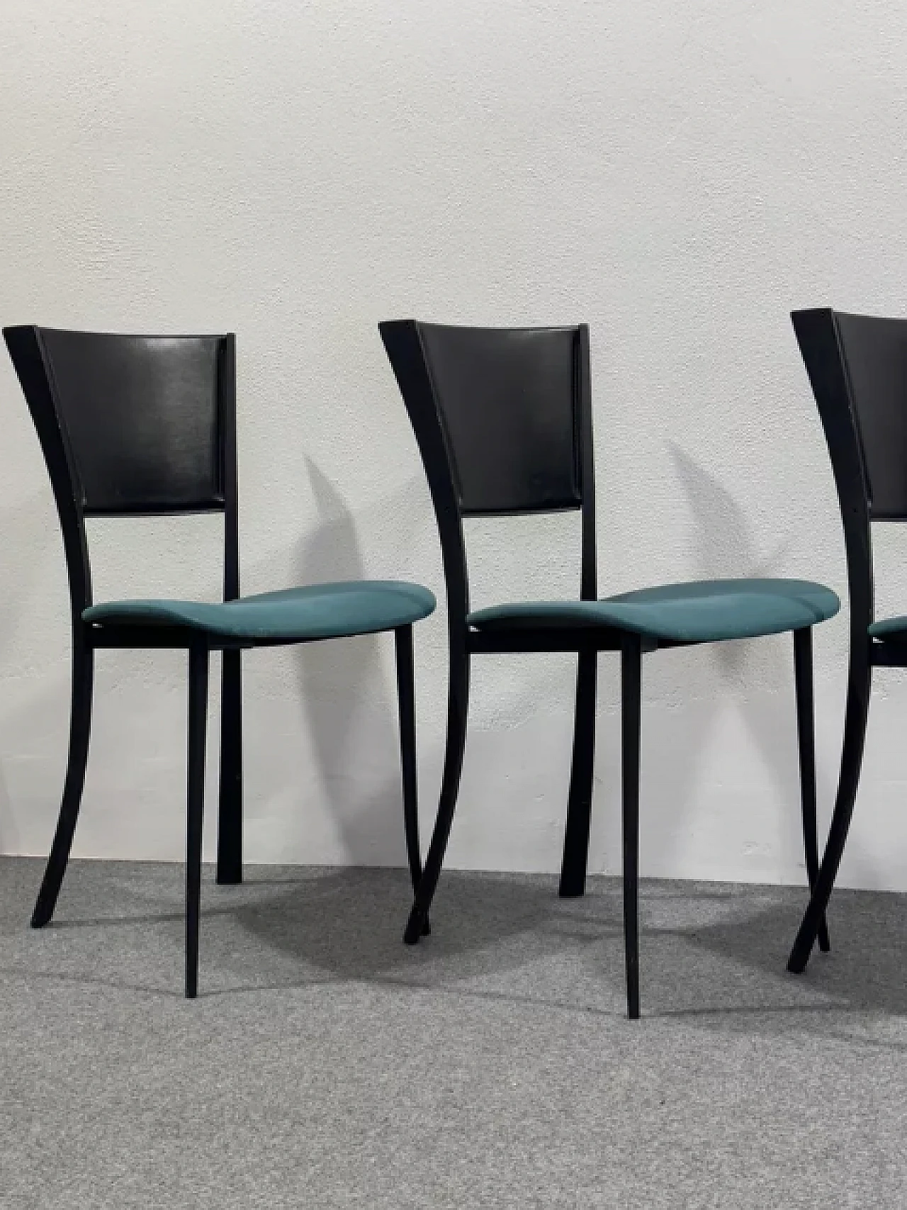 4 Leather, metal and fabric chairs, late 20th century 6