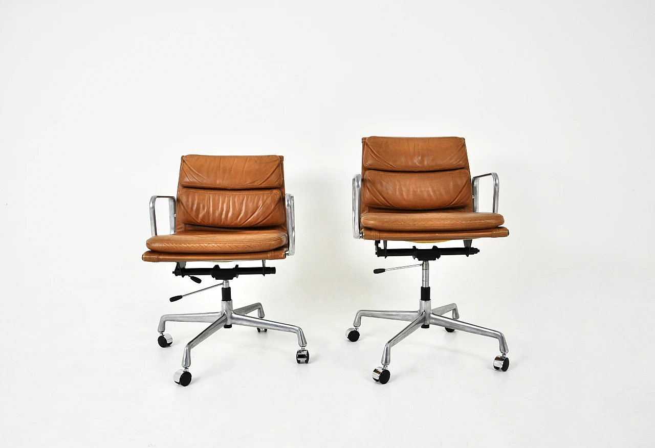 Soft Pad Chairs by Charles and Ray Eames for Herman Miller, 1970s 8