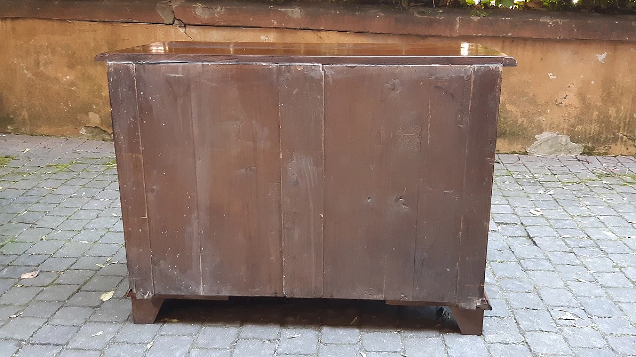 Walnut panelled sideboard, 19th century 1