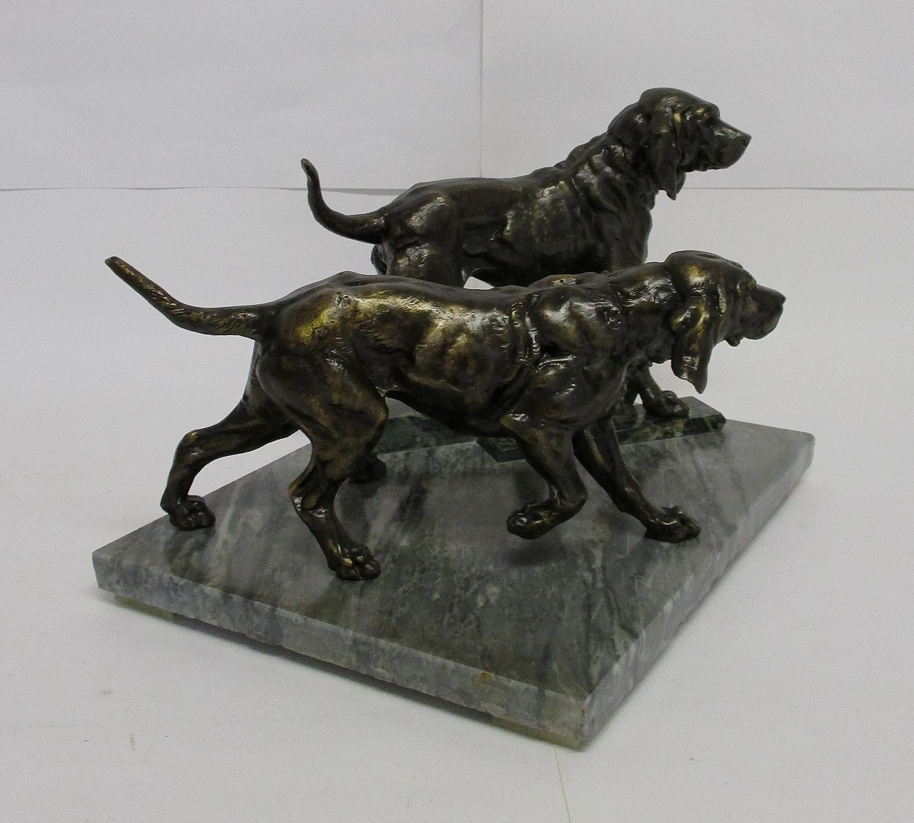 Cani da caccia, scultura in bronzo Deco, primi '900 2