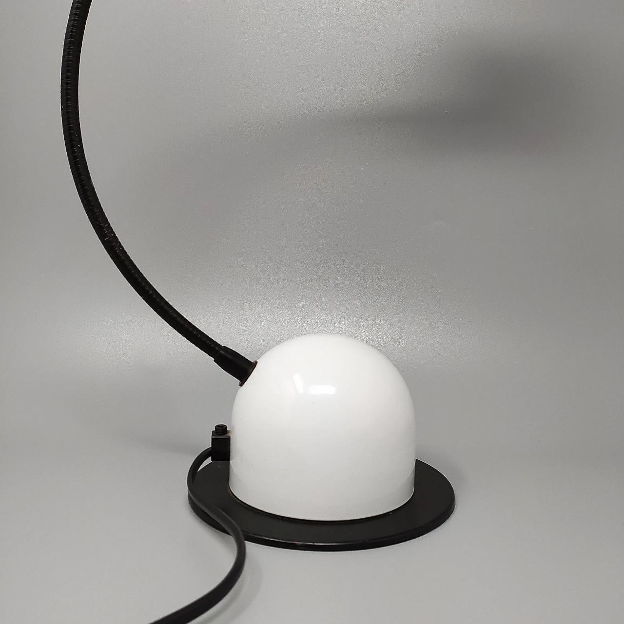 White table lamp by Veneta Lumi, 1970s 7