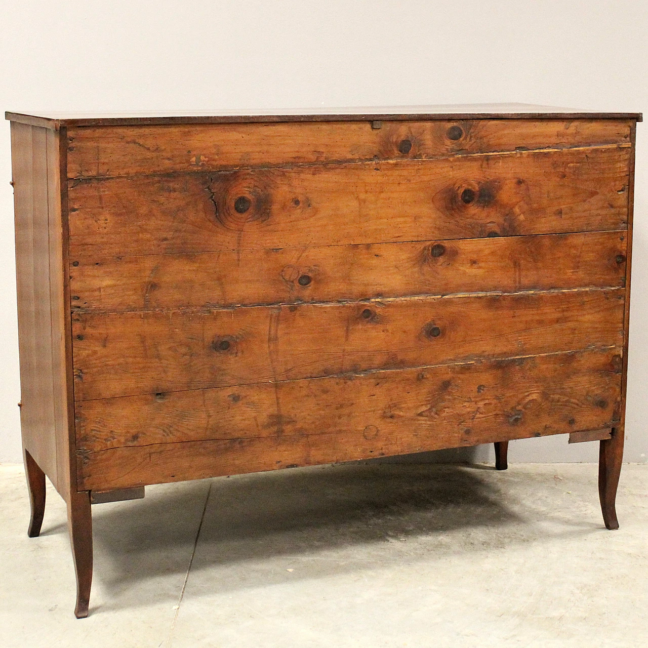 Direttorio chest of drawers in 18th century Italian cherry wood 10