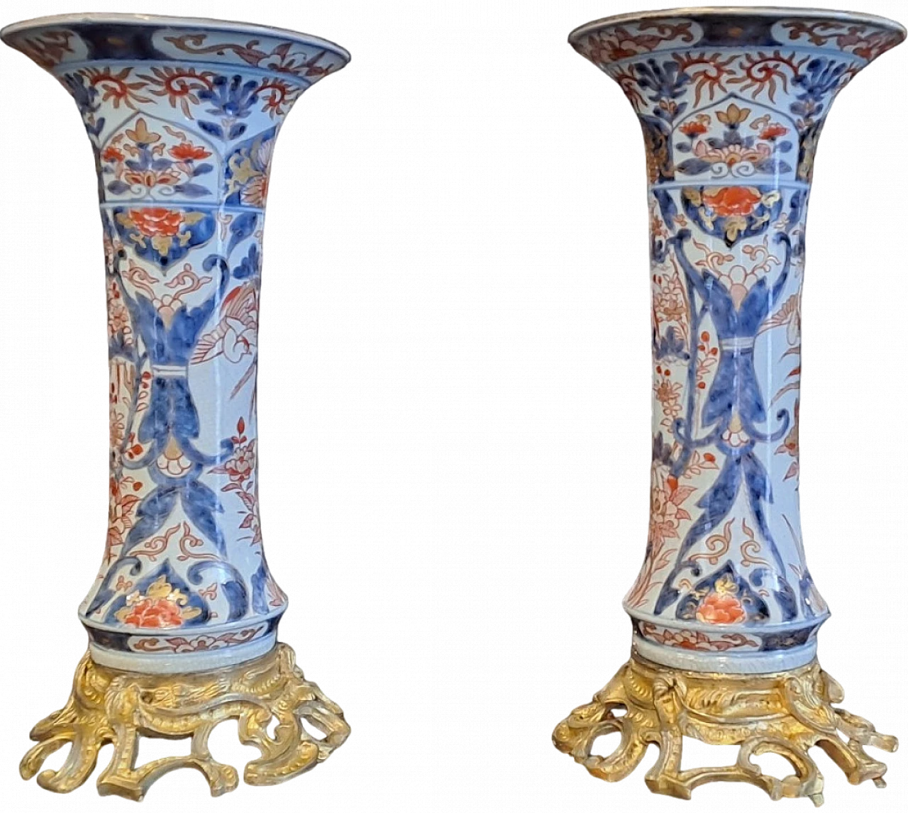 Pair of Imari cinese vases with trumpet shape, Kangxi, 18th century 12