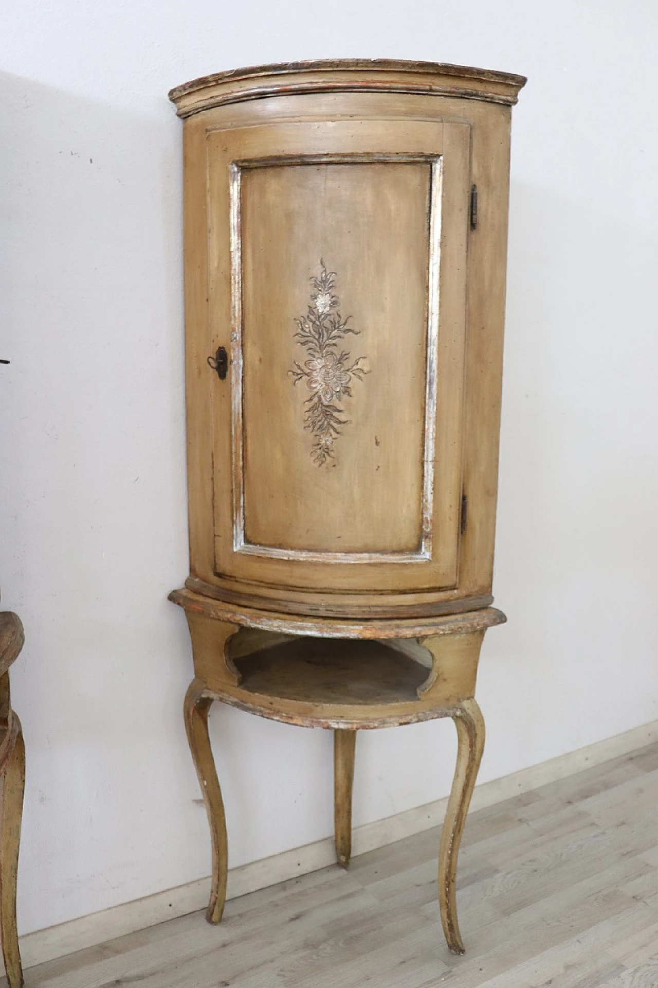 Pair of antique corner cupboards, Louis XV, 18th century 2