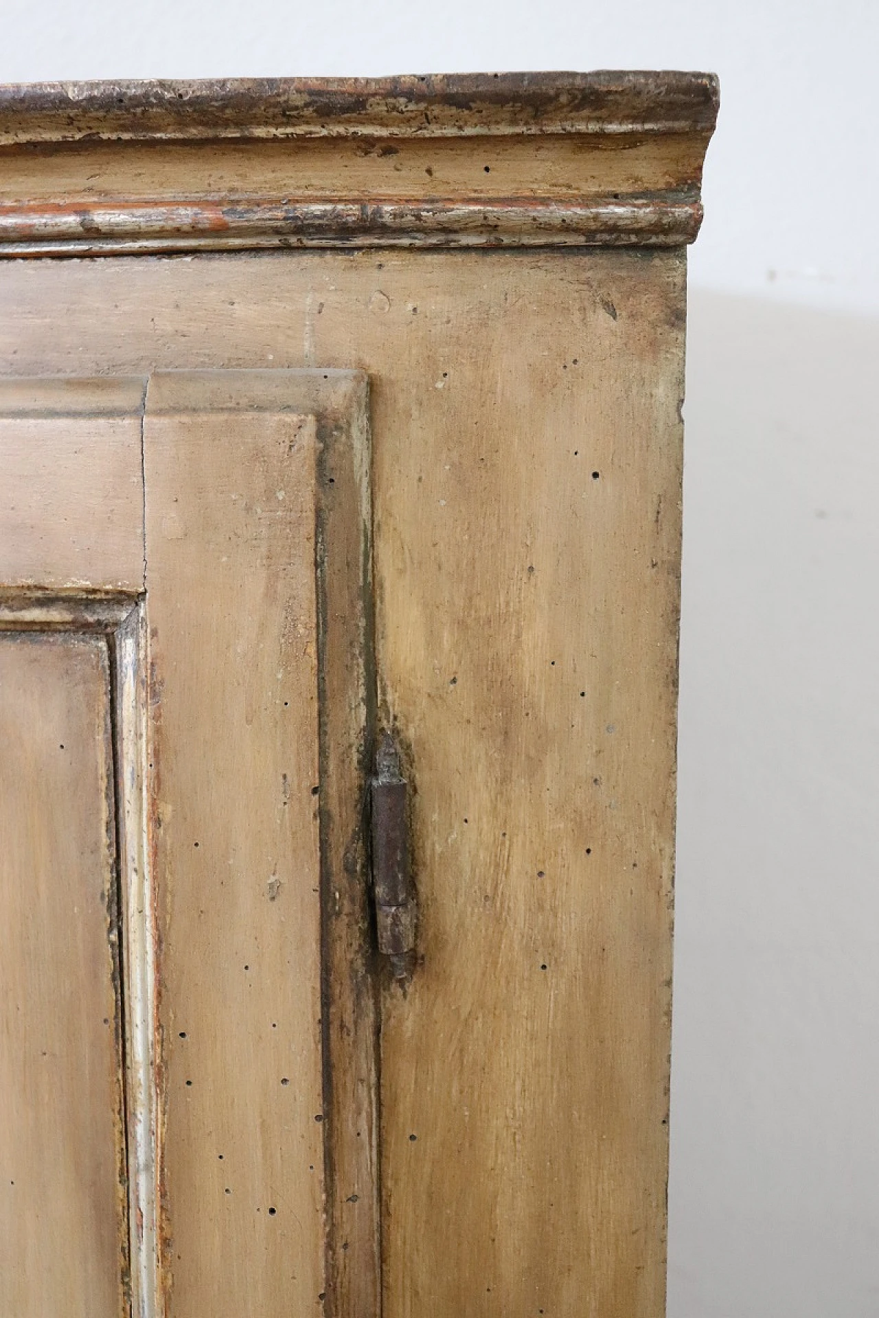 Pair of antique corner cupboards, Louis XV, 18th century 4