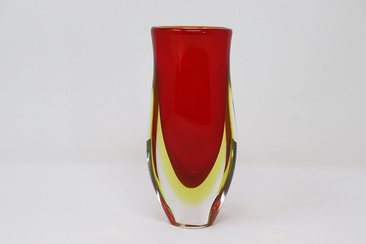 Red submerged glass vase, Murano, 1960s 3