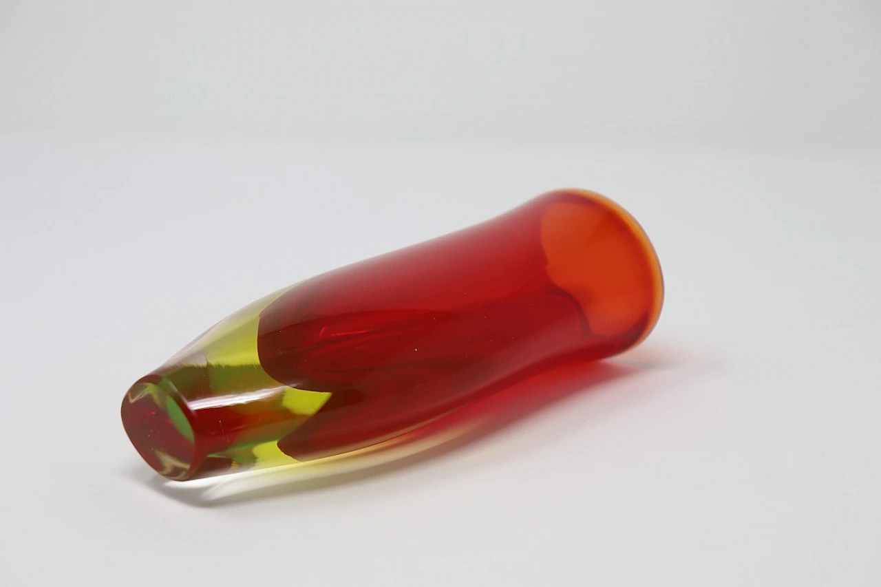 Red submerged glass vase, Murano, 1960s 10