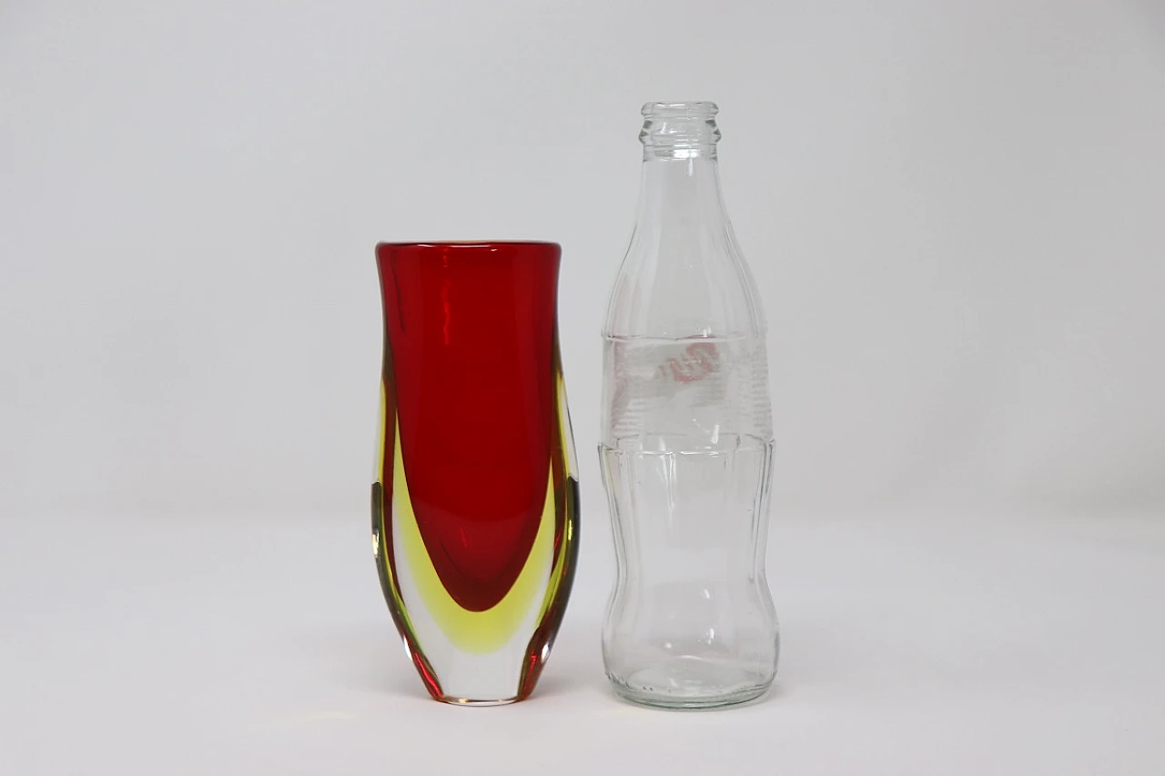 Red submerged glass vase, Murano, 1960s 12