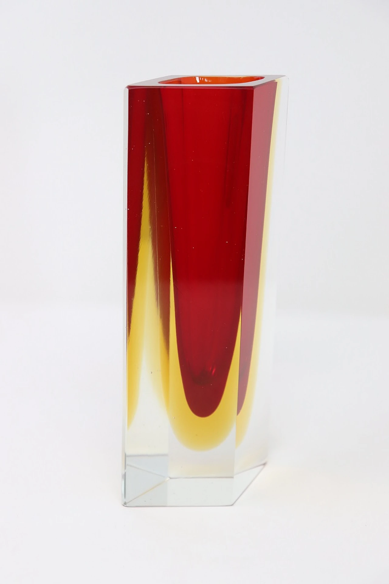 Red and yellow prism vase, Murano, 1970s 7