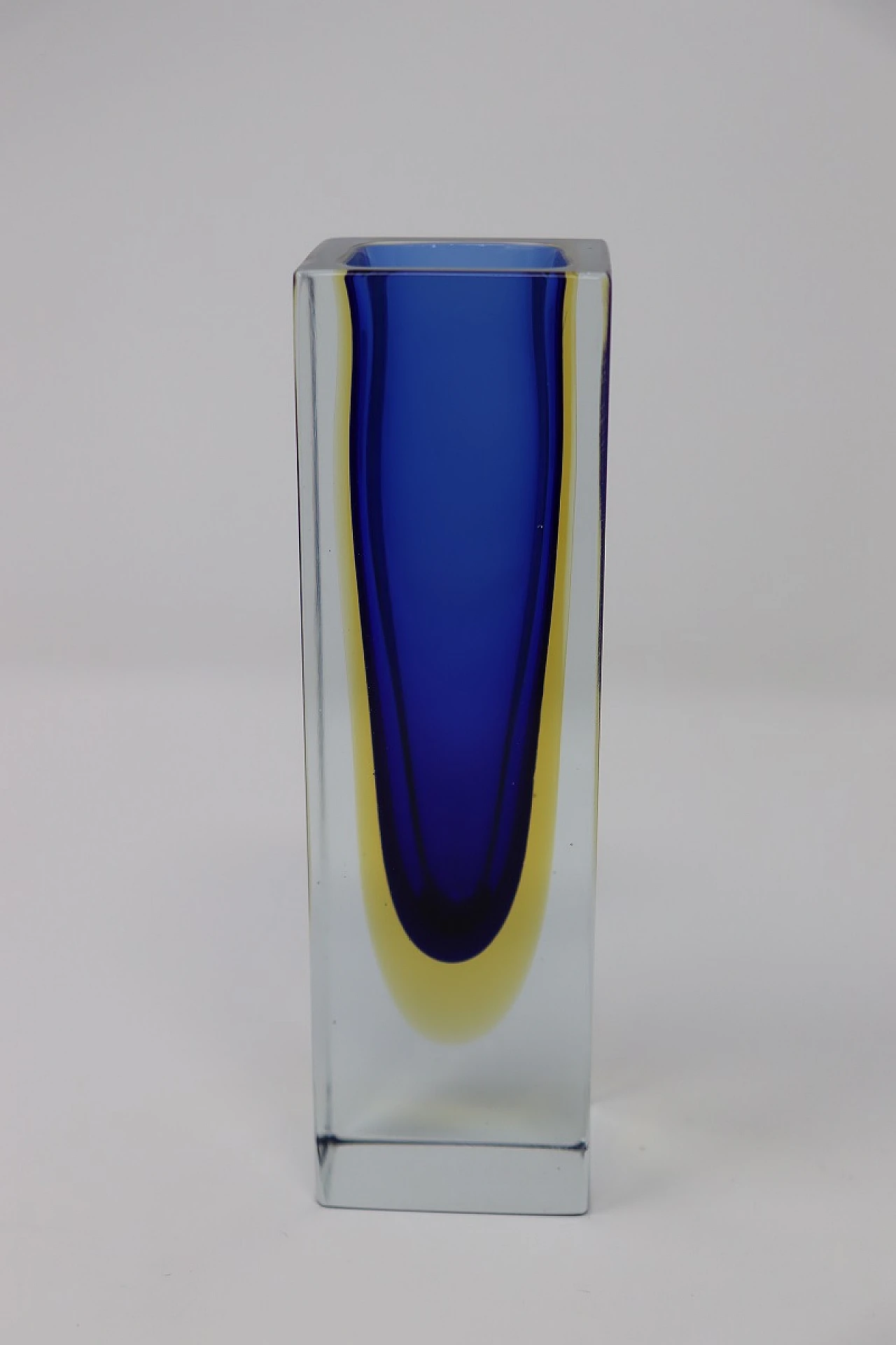 Small blue and yellow vase, 1970s 6