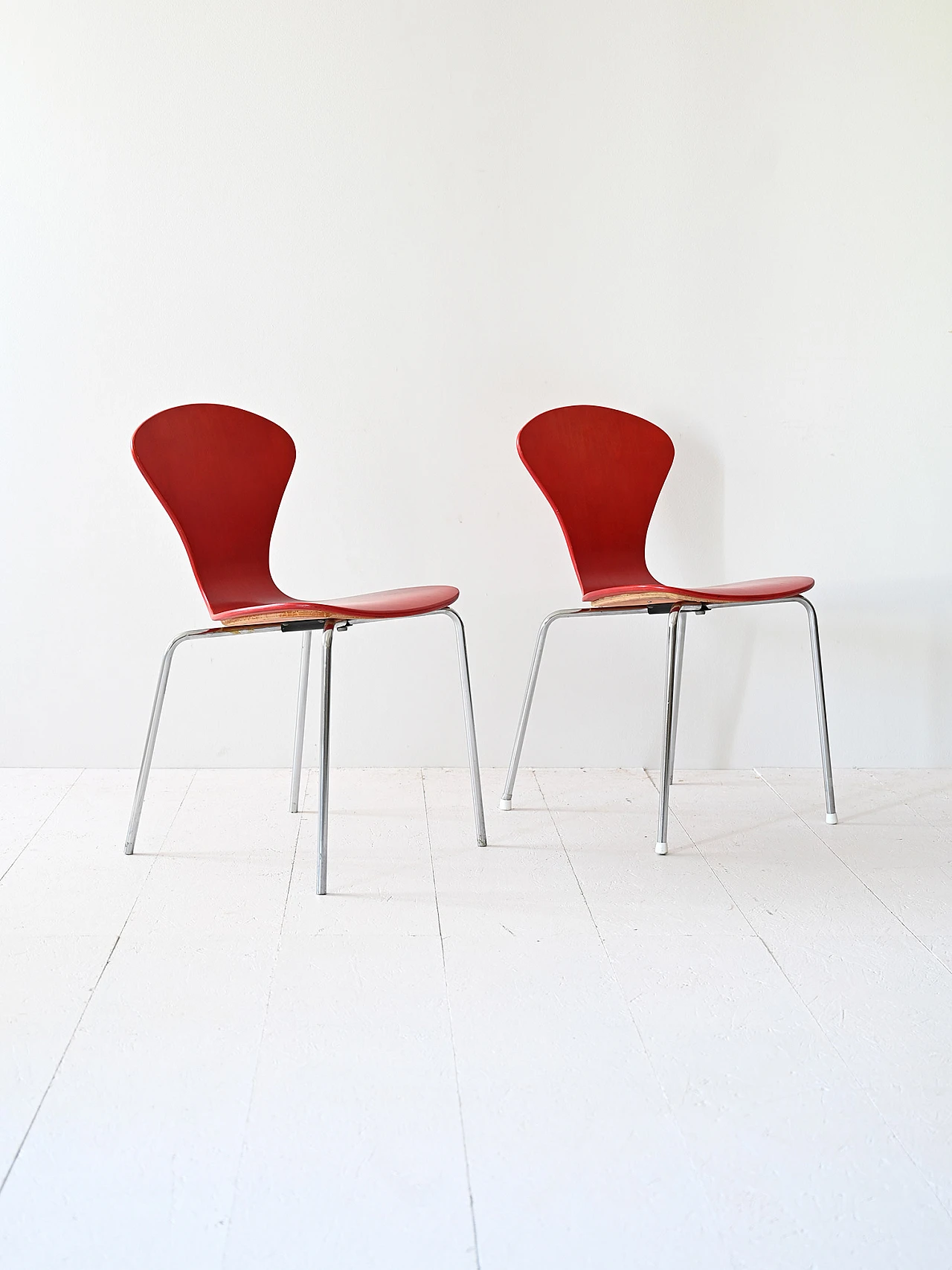 Lennart Bender chairs 2