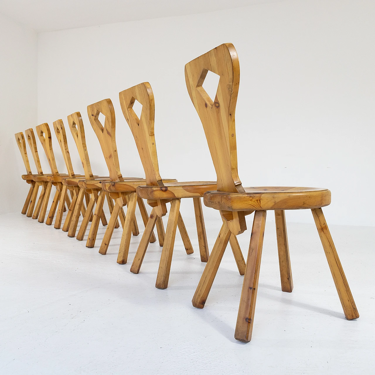 8 Chairs in pine wood, 1970s 2