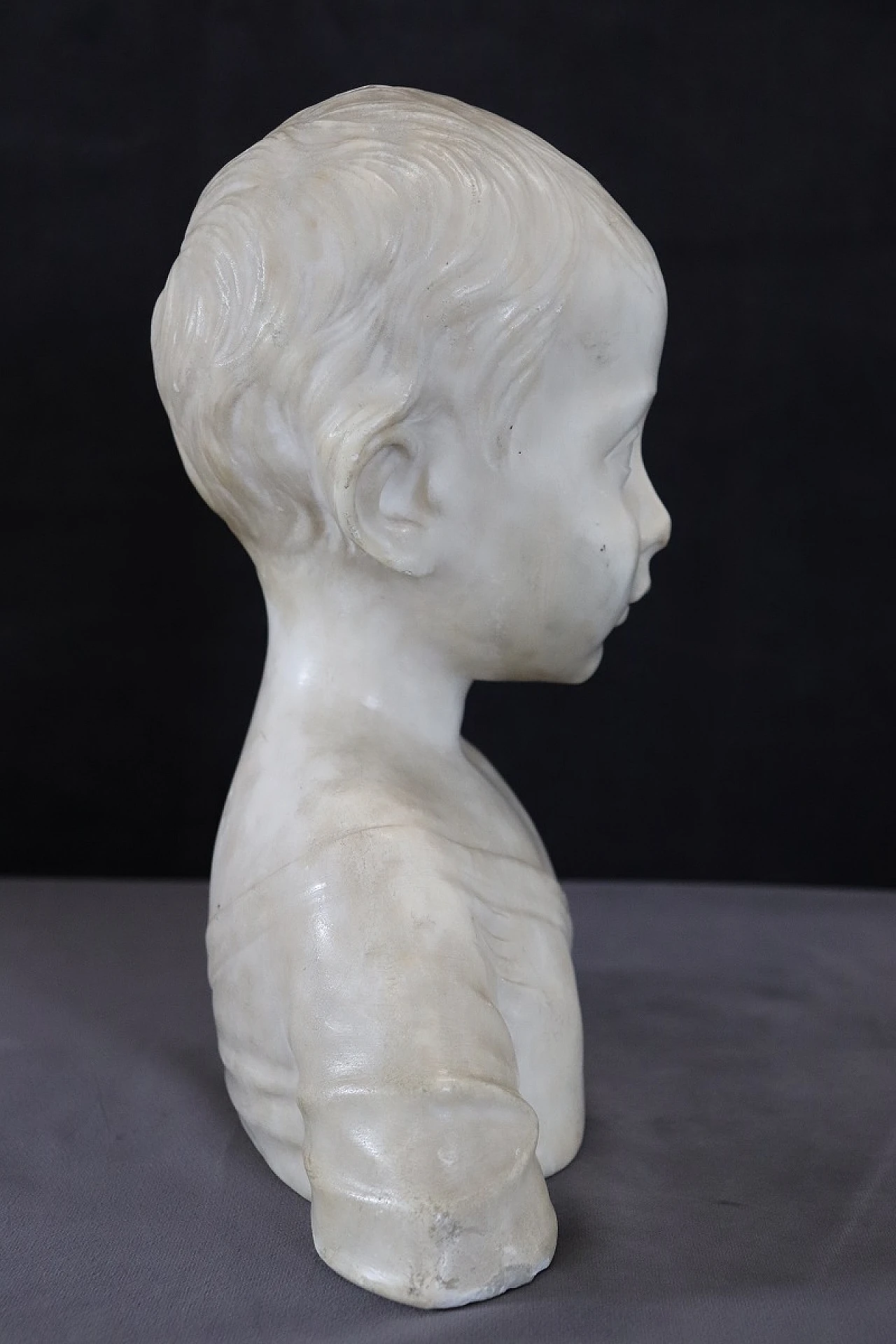 Marble sculpture, bust of a child 5