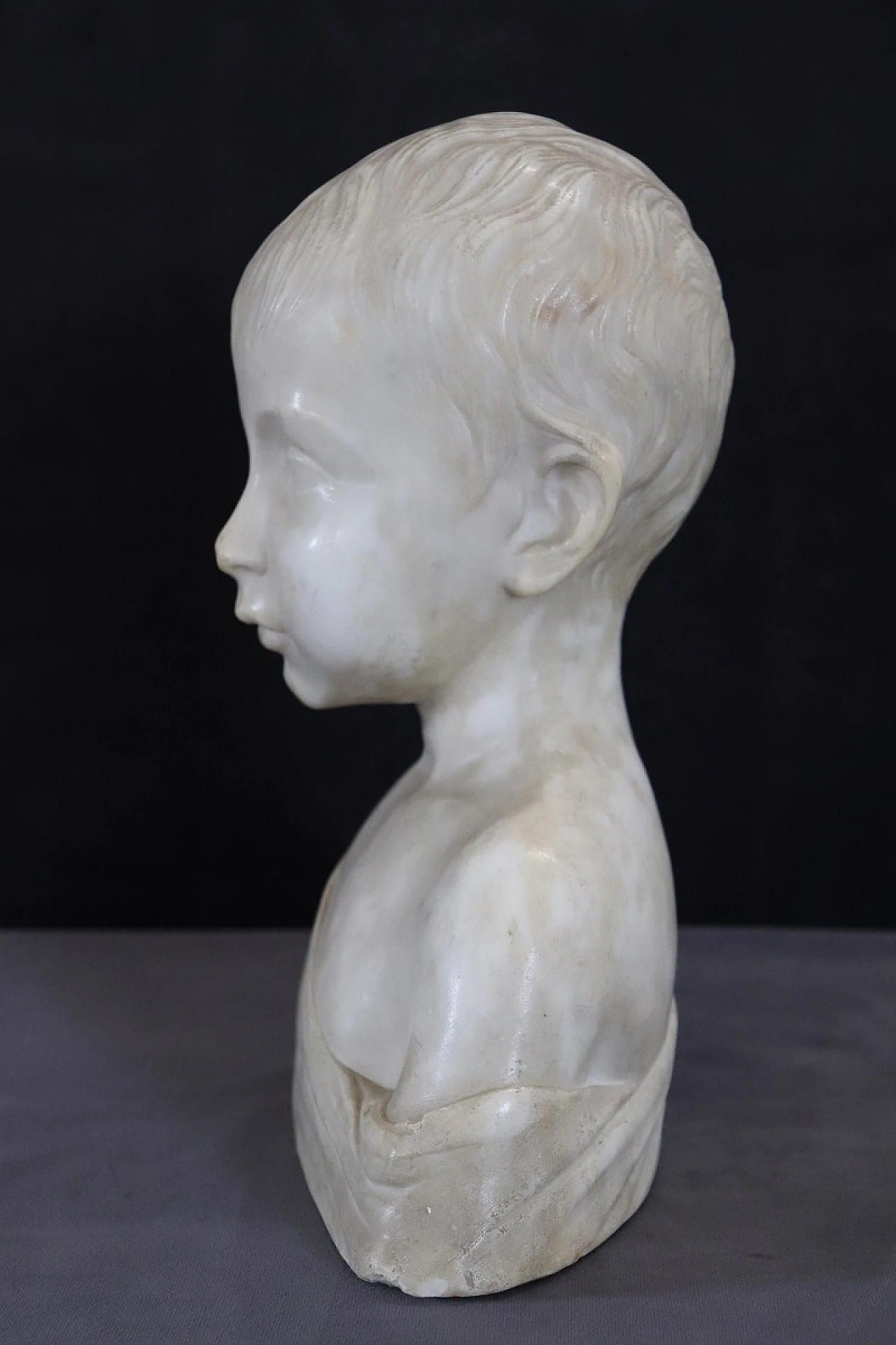 Marble sculpture, bust of a child 8