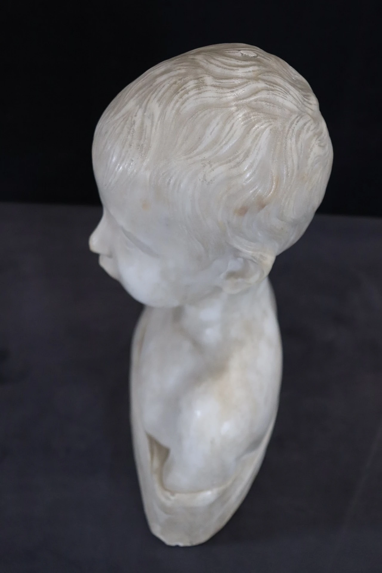 Marble sculpture, bust of a child 9