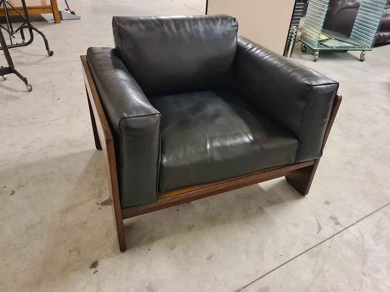 Sofa and 2 armchairs in wood and leather by T.Scarpa for Gavina, 1960s 2