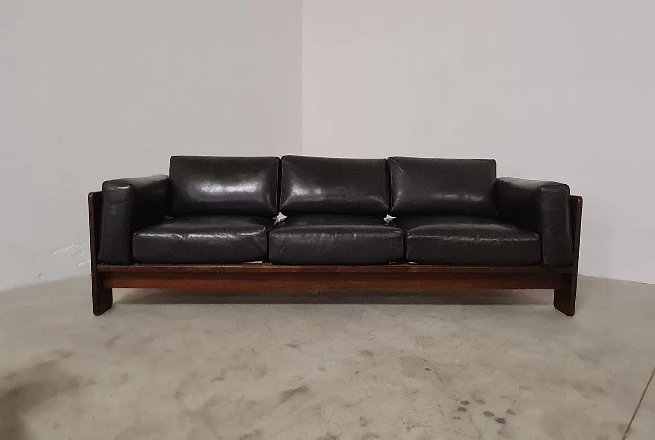 Sofa and 2 armchairs in wood and leather by T.Scarpa for Gavina, 1960s 8