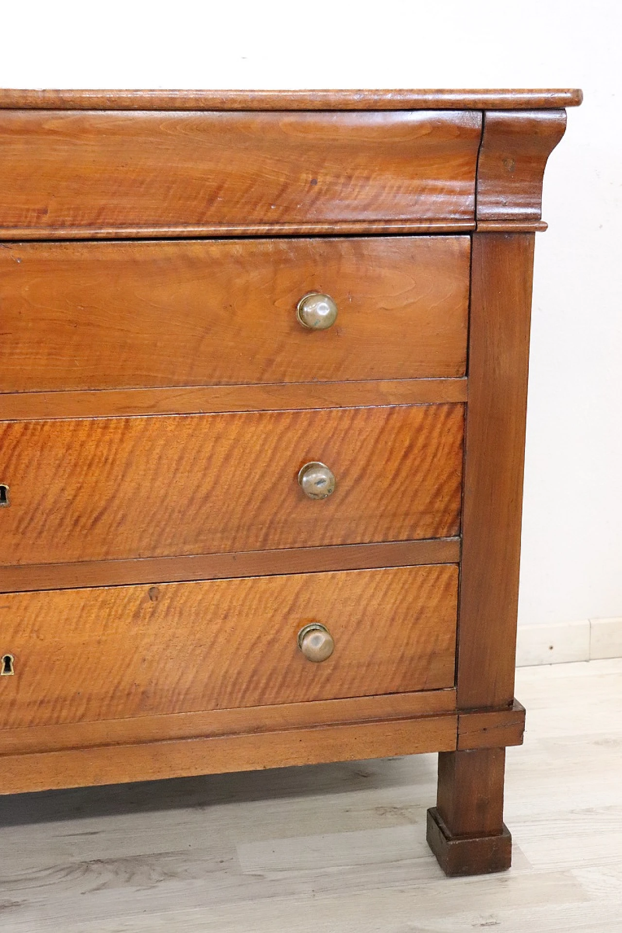 Antique 19th century walnut dresser 7