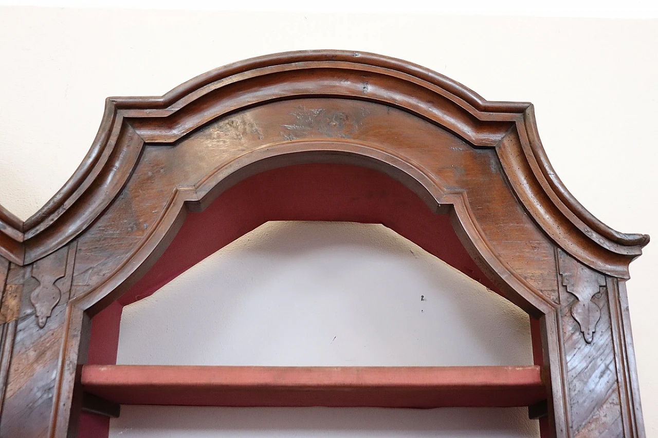 Large walnut bookcase, 17th century 15