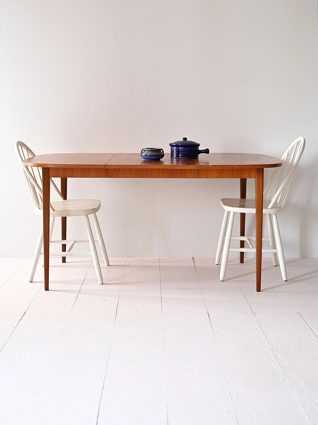 Scandinavian extendable teak table 2