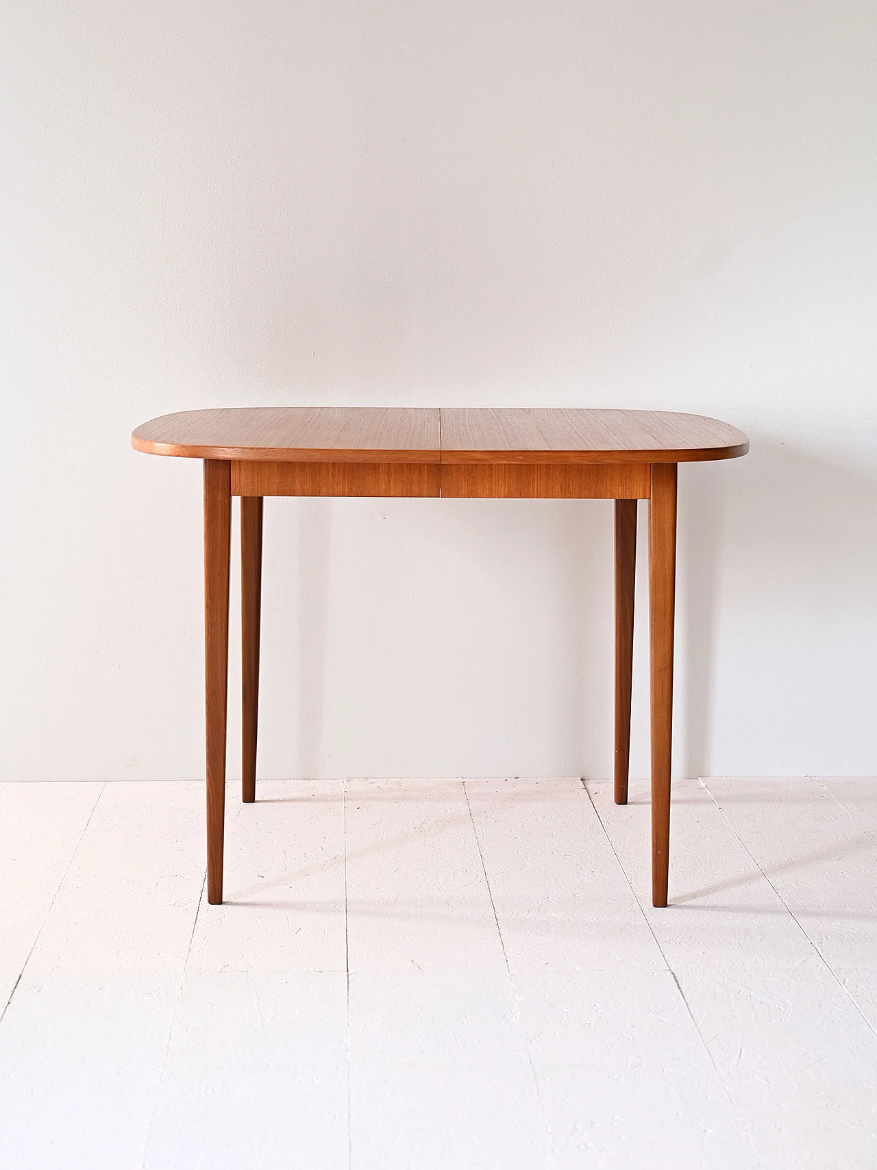 Scandinavian extendable teak table 4