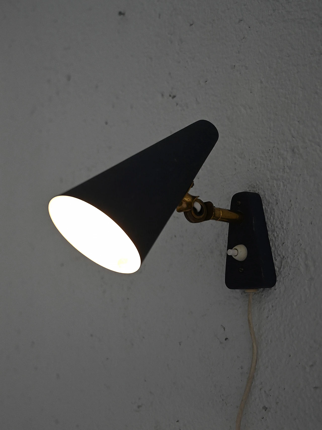 Scandinavian blue wall light 1