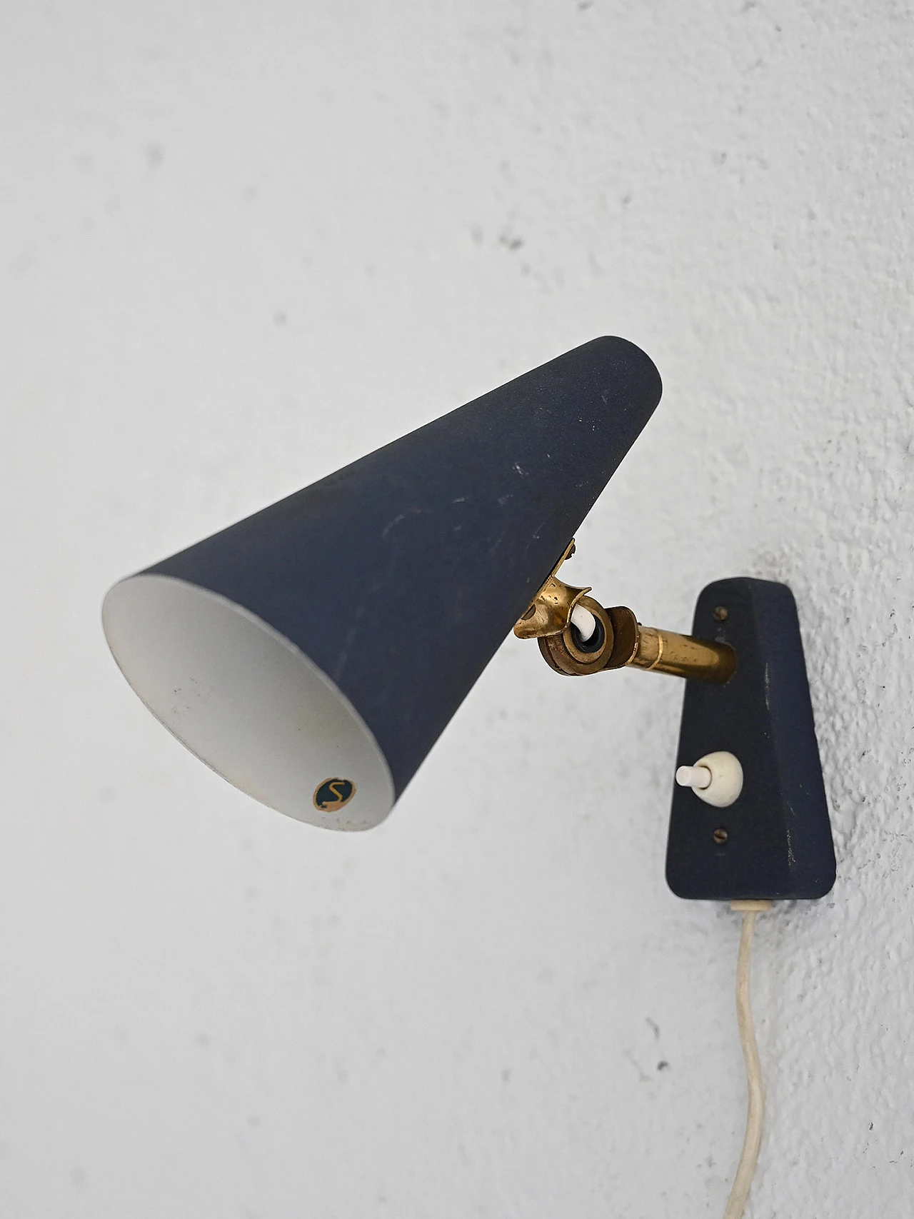 Scandinavian blue wall light 4