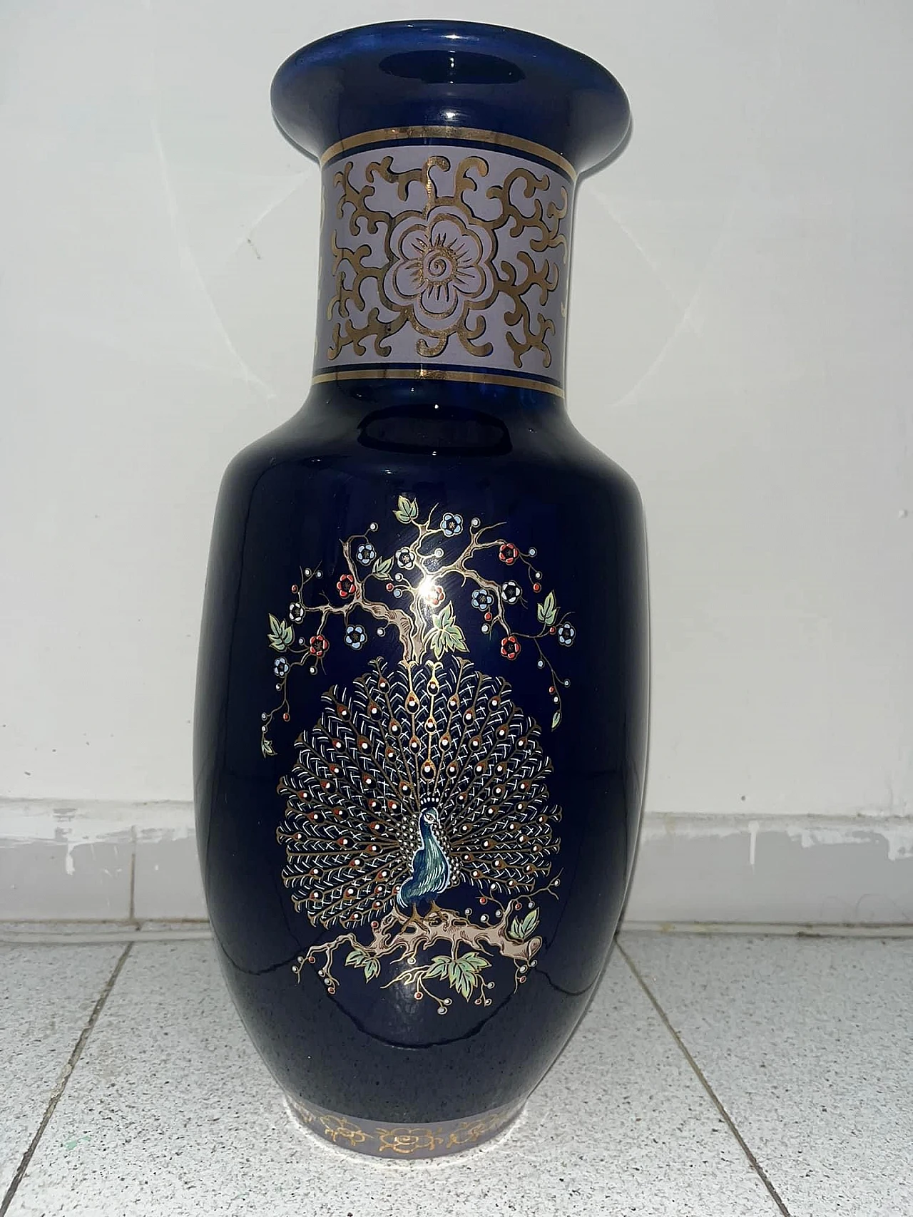 Hand painted vase 1