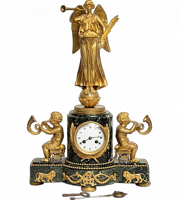 French Napoleon III clock in gilt bronze and marble, 19th century