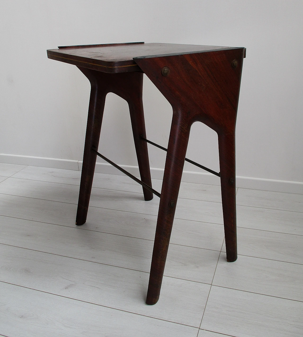 Charming console by Ico Parisi in walnut wood, anni '50 4