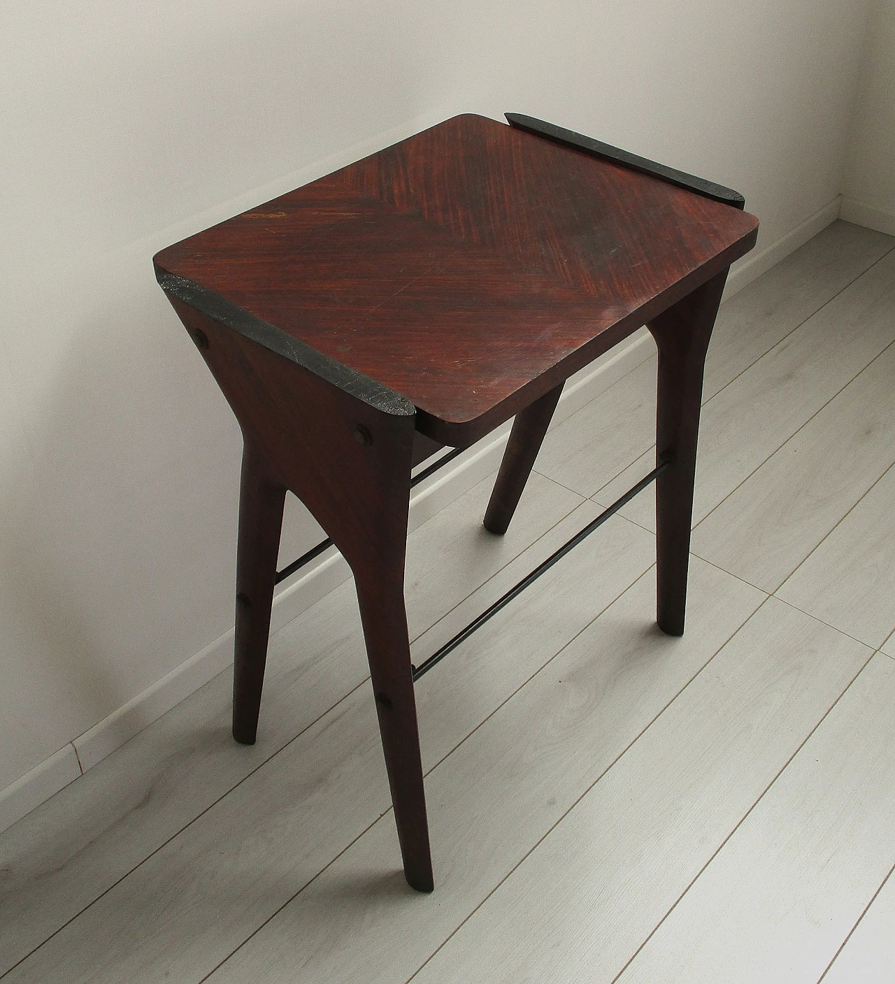 Charming console by Ico Parisi in walnut wood, anni '50 5