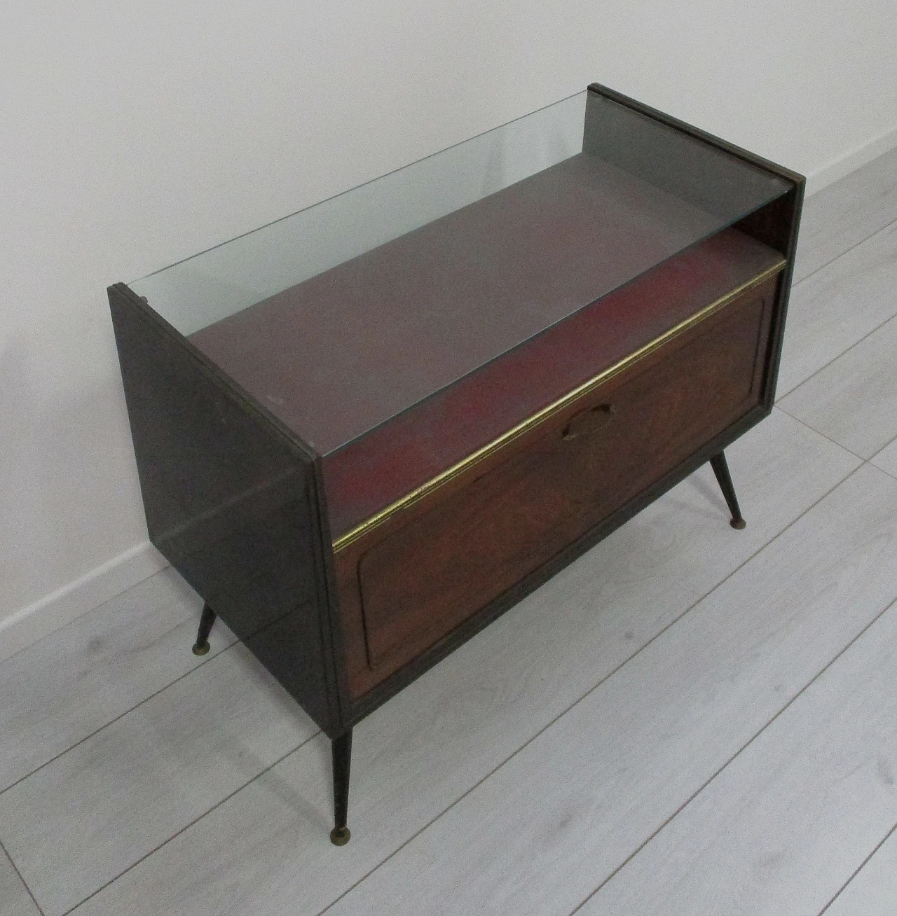 Bar cabinet with Philips turntable by Nanetti, 1950s 6