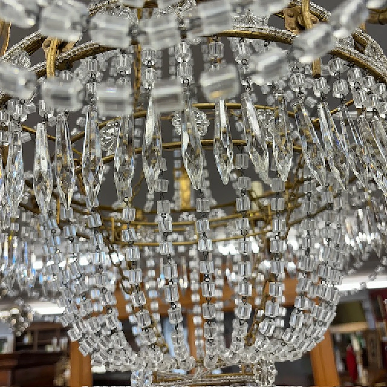 Antico Lampadario Chandelier primi 900 con  8 luci in metallo dorato 5