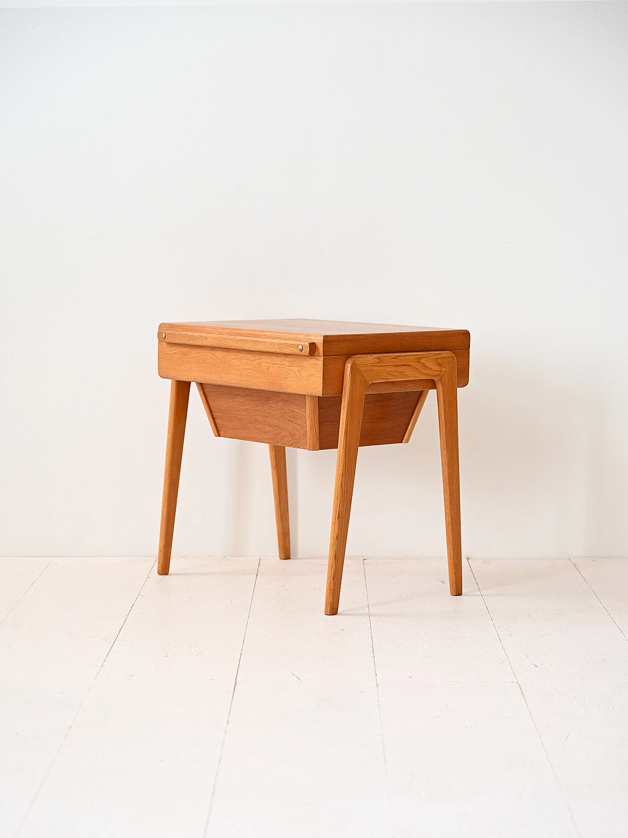 Sewing table, 60s 4